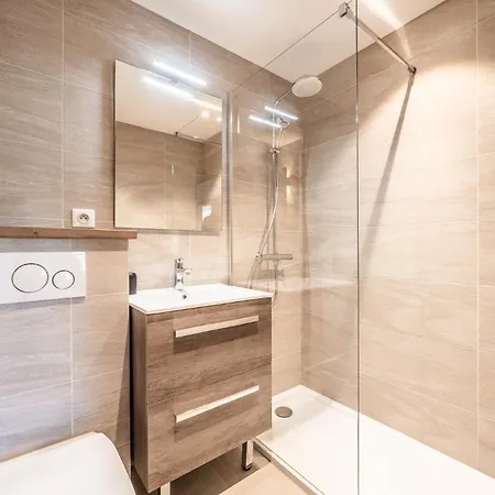 Apartment Jeanette 6 *